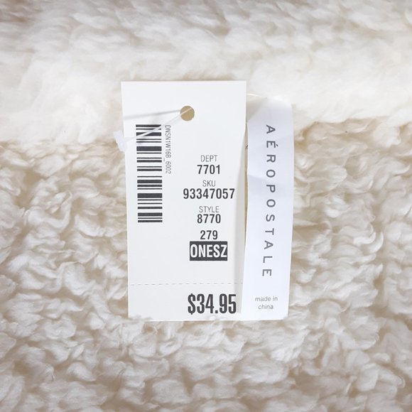 AEROPOSTALE SHERPA FLEECE KEYHOLE SCARF CREAM BRAND NEW WITH TAGS STYLE 8770 - Picture 4 of 4